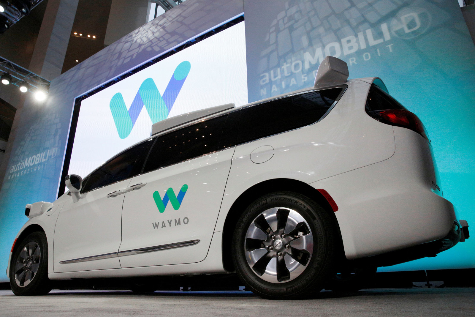 Новая технология Waymo сделает автомобиль «мягче» 