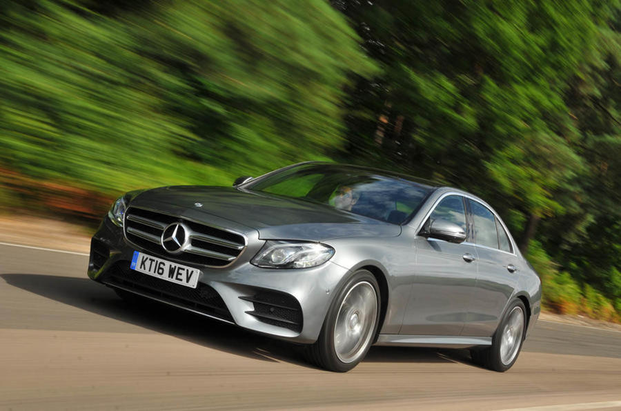 Компания Mercedes-Benz приостановила продажи дизельного E350d