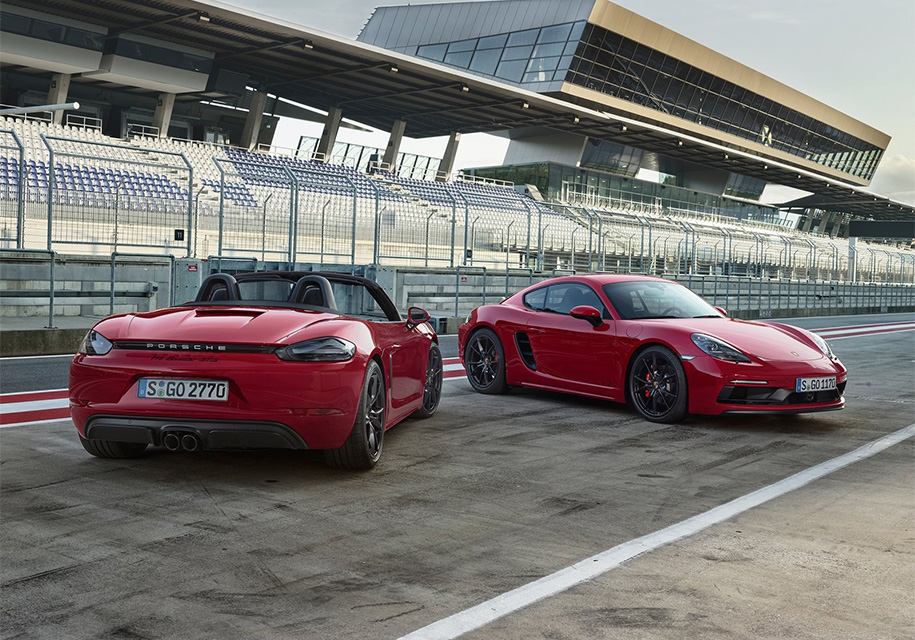  Компания Porsche представила «заряженные» версии Porsche 718 Boxster и Cayman 