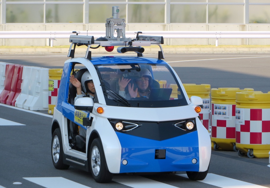Panasonic тестирует концепт самоуправляемого автомобиля на японских дорогах 