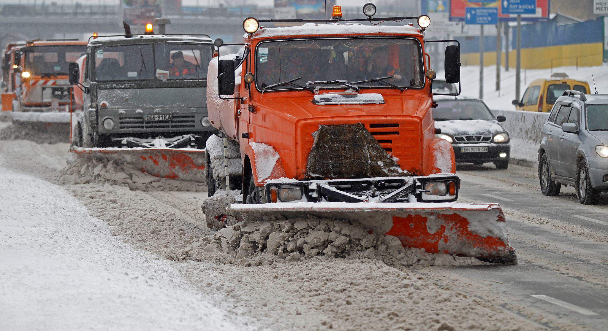 В Киеве в ночь 18 января ограничат въезд грузовиков