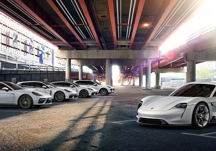 Porsche удвоит инвестиции в электрификацию модельного ряда 