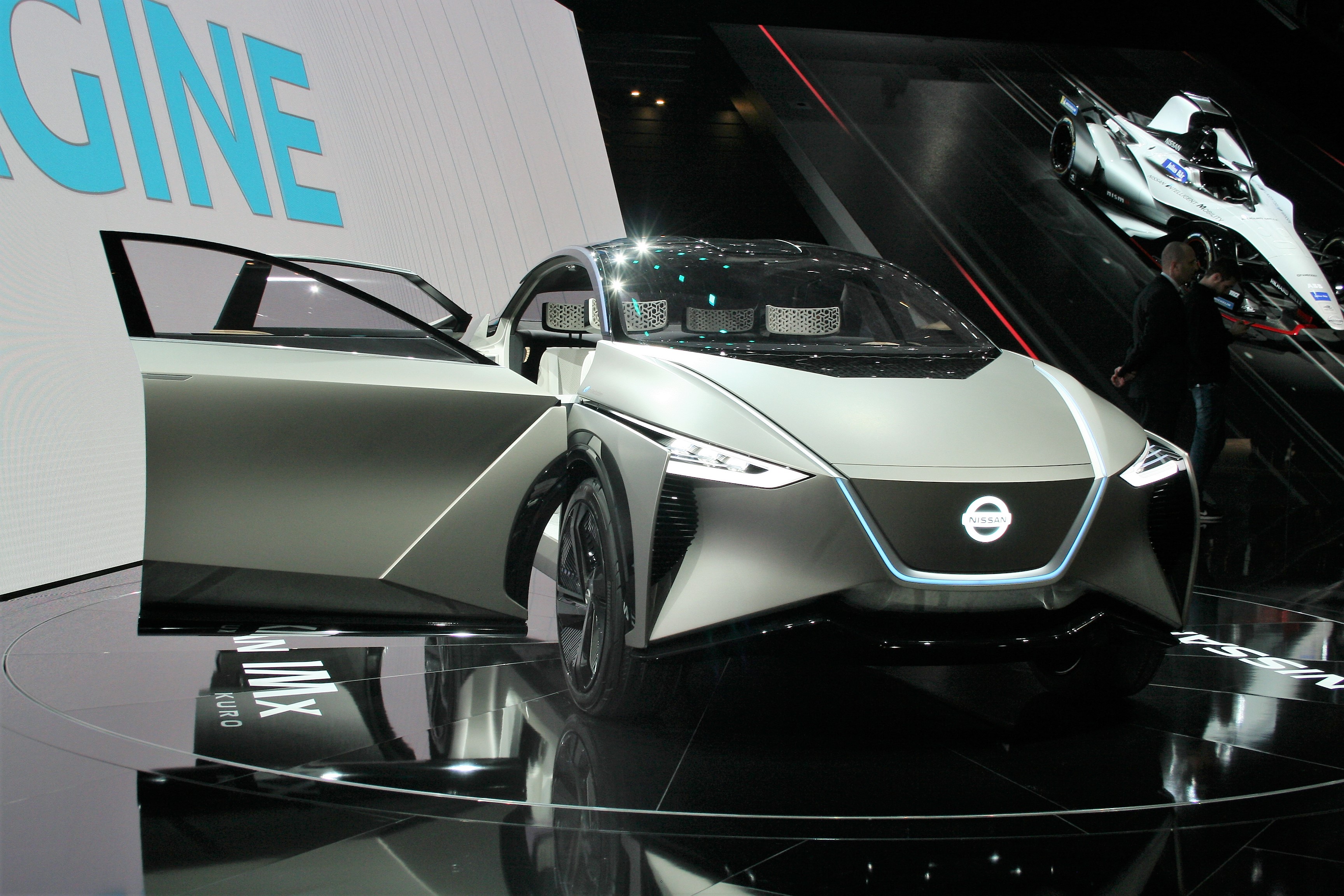 Женева 2018: Nissan показал электрический концепт-кар IMx KURO 