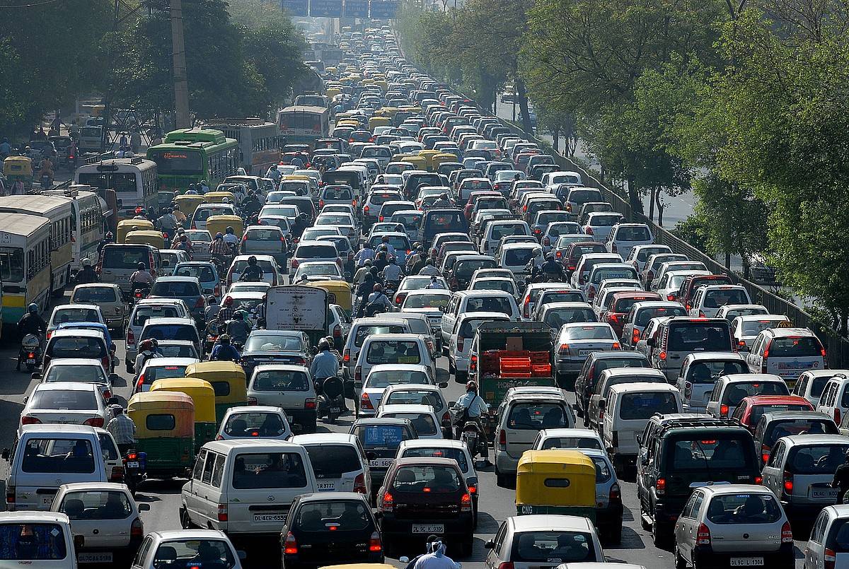 Власти Китая введут квоты на продажу автомобилей на альтернативном топливе