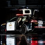 Канадская полиция превратила Tesla Model X в полицейский автомобиль