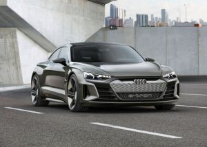 Обзор нового автомобиля Ауди e-tron GT 2020 года